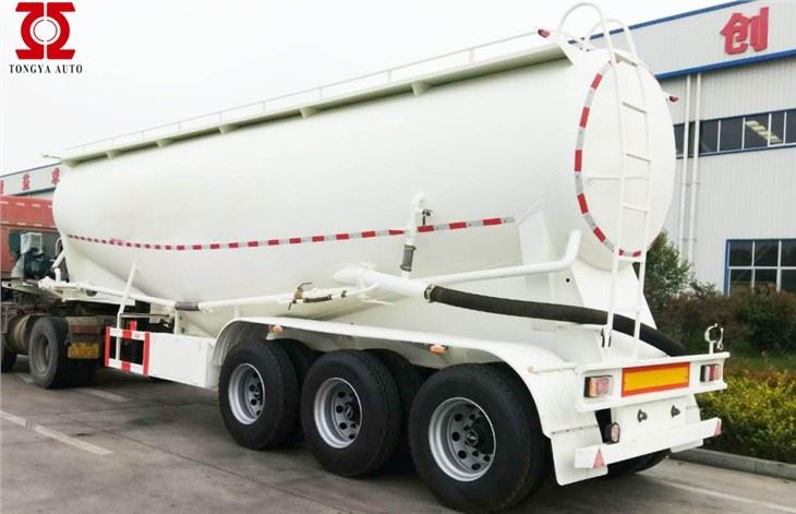 Reboque de petroleiro para cimento