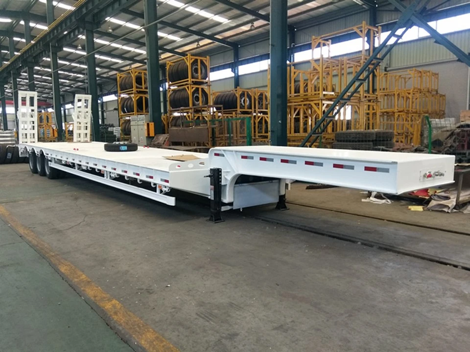 Semi-reboque de plataforma baixa para serviço pesado