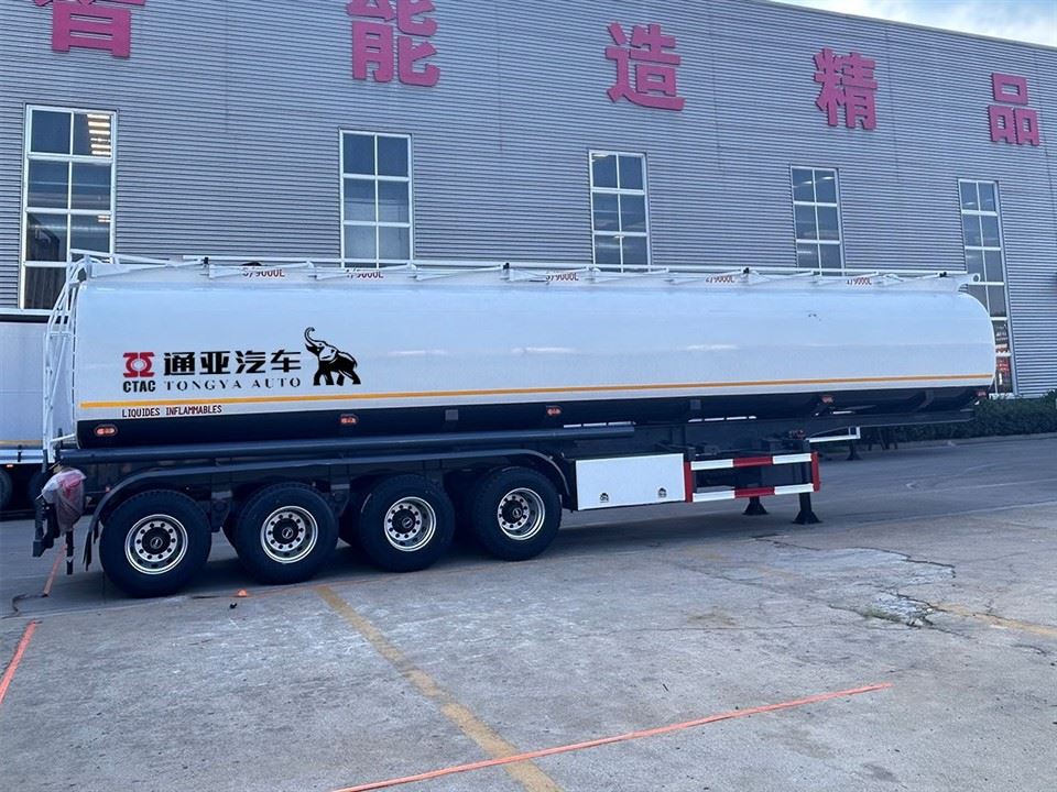 4 Exle Fuel Tanker semi trailer para venda
