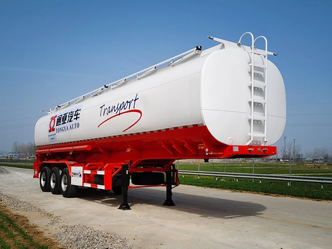 Trailer semi -tanque de petróleo de pneu