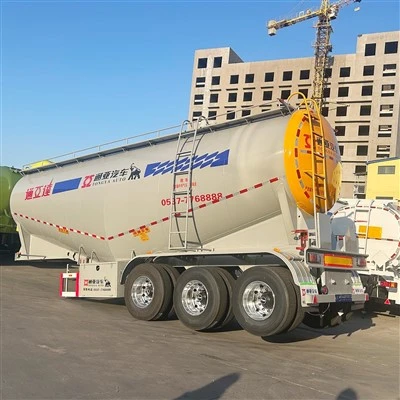 Semi-reboque petroleiro de cimento a granel de 3 eixos